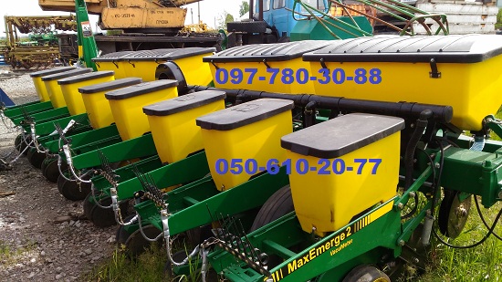 Сеялка вакуумная, пропашная John deere 7200, 8 рядов  (Б/У)